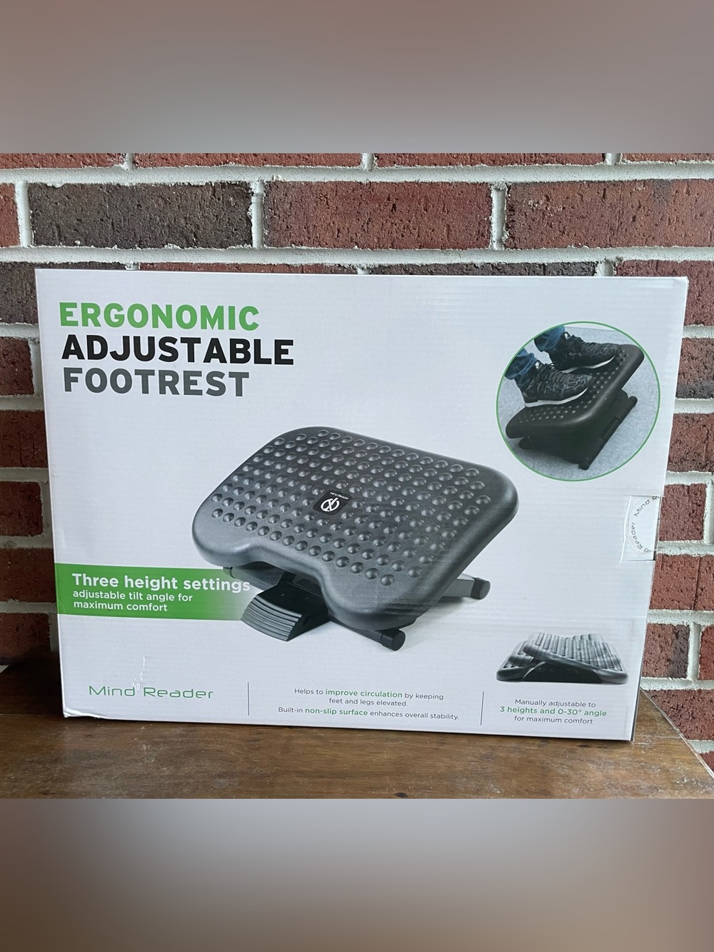Mind Reader Ergonomic Adjustable Footrest
